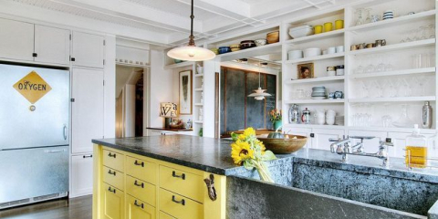 Bílá kuchyně v interiéru: 75+ luxusních klasických interiérů a nejlepší barevné kombinace s bílou